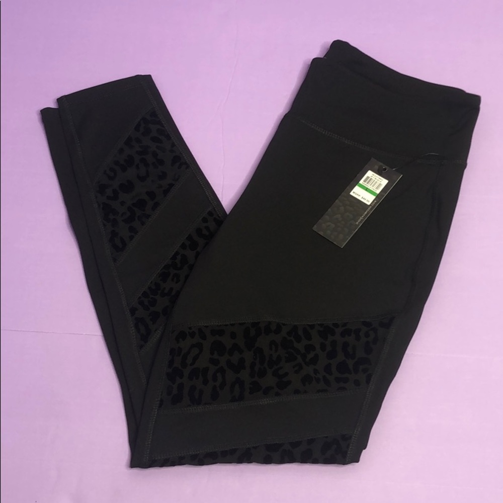 Jessica Simpson The Warm Up leopard leggings
